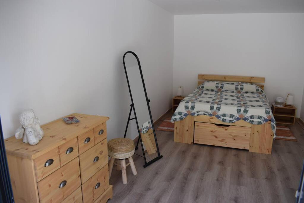 Appartement Neuf Et Independant Dans Rez-De-Villa Vallauris Zewnętrze zdjęcie